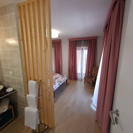 Serenity 자르딤 도 마르